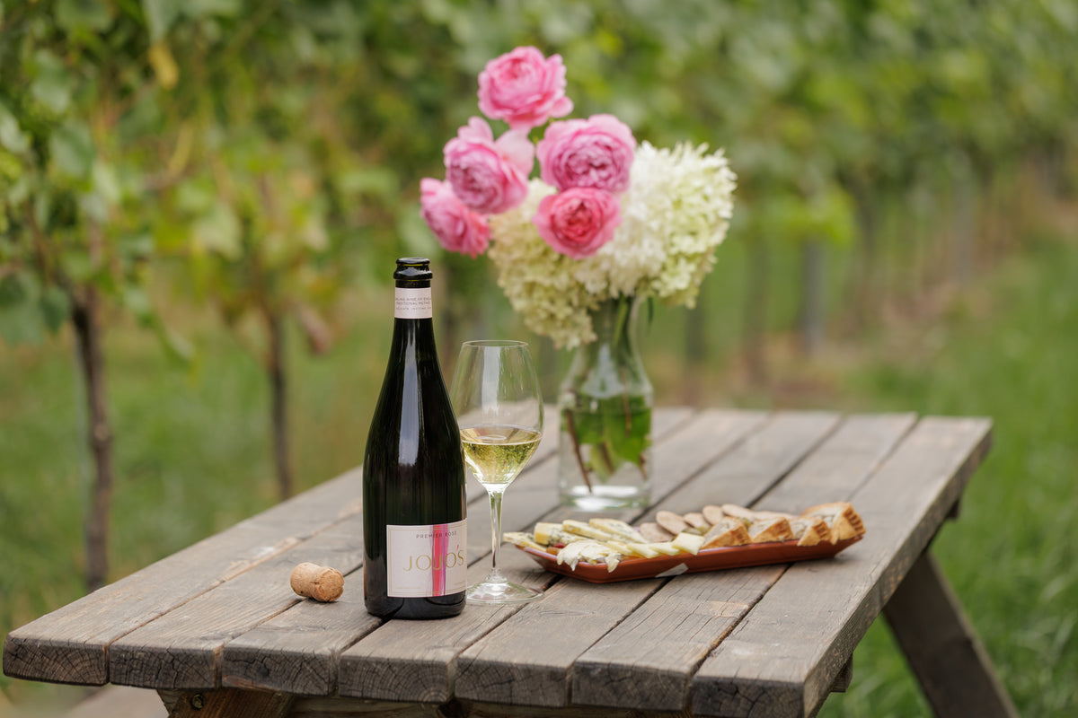 Nose & Notes. Wine & Scent Pairing with LORDS x JoJo's Vineyard