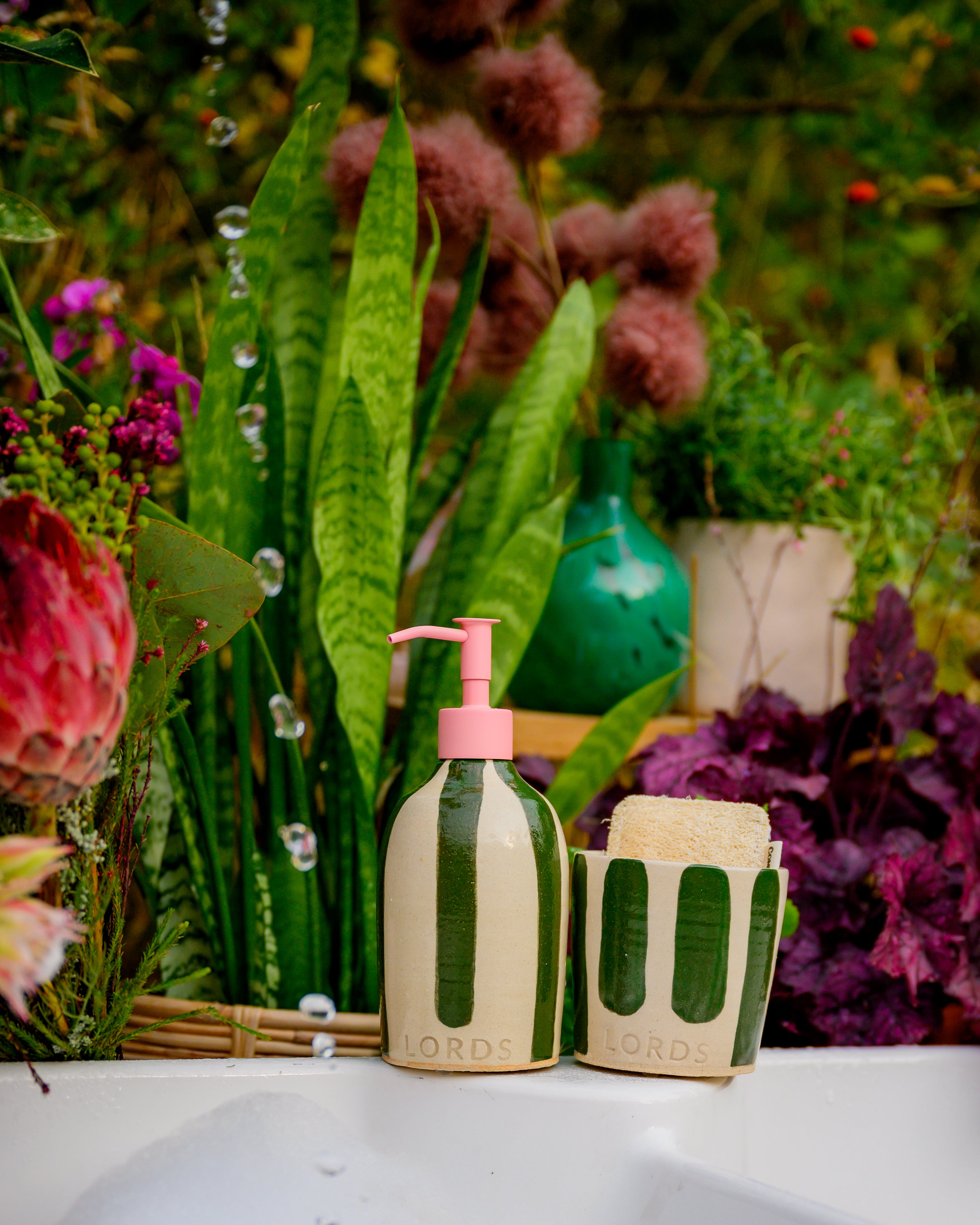 Ceramic Stripe Soap Vessel